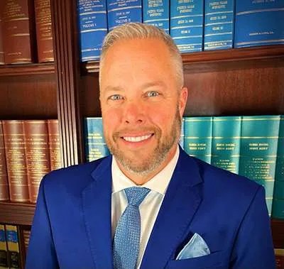 Dr. Kurt Simons, DC